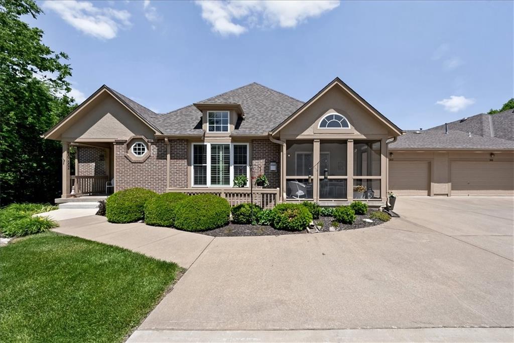 Listing Photo MLS #HMS2619113