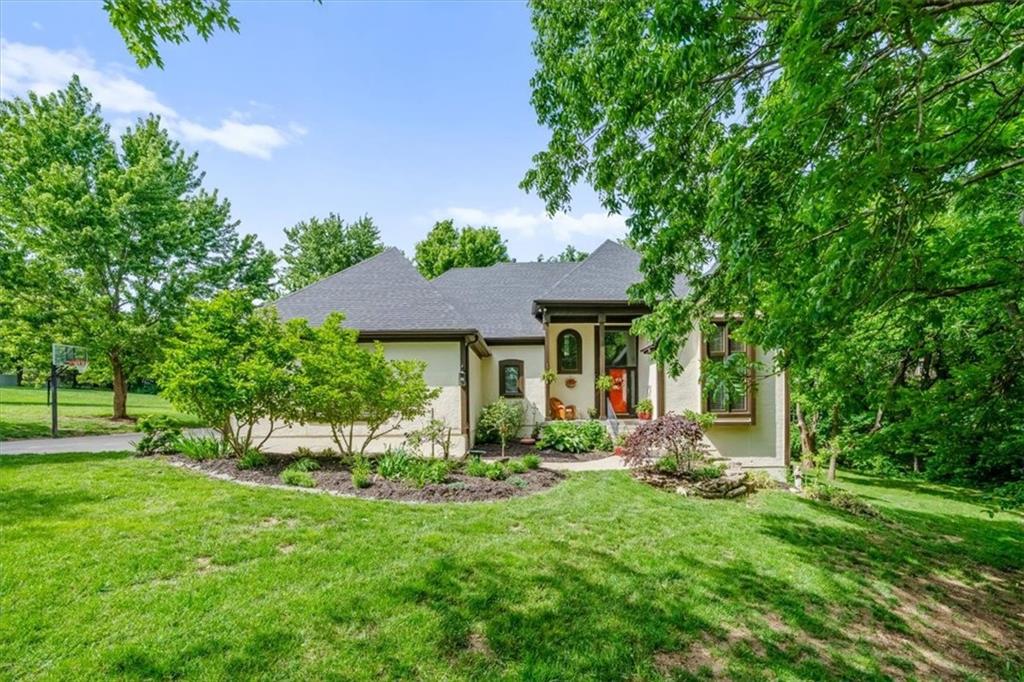 Listing Photo MLS #HMS2619199