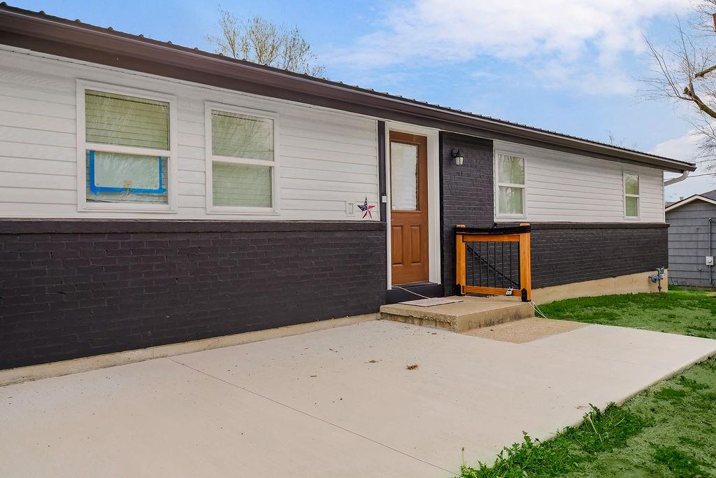 Listing Photo MLS #HMS2619251