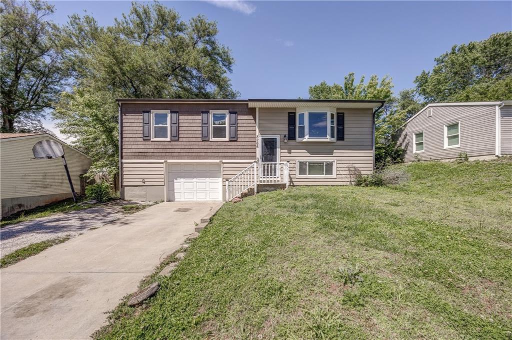 Listing Photo MLS #HMS2619615