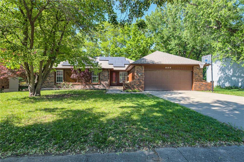 Listing Photo MLS #HMS2619629
