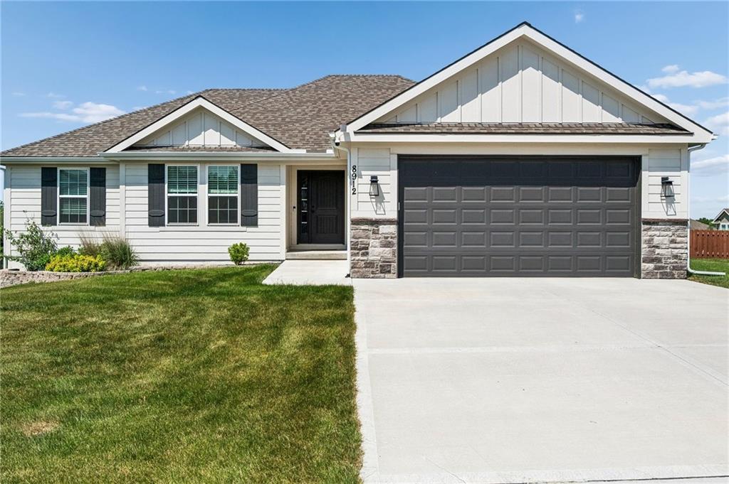 Listing Photo MLS #HMS2619833
