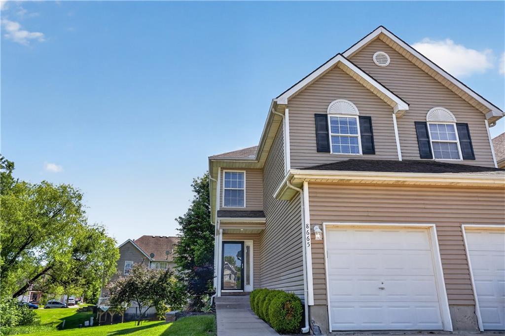 Listing Photo MLS #HMS2619908