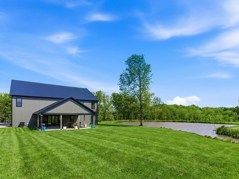Listing Photo MLS #HMS2619936