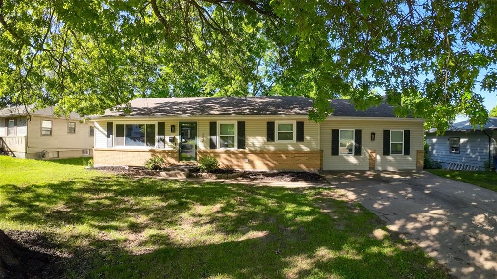 Listing Photo MLS #HMS2619995