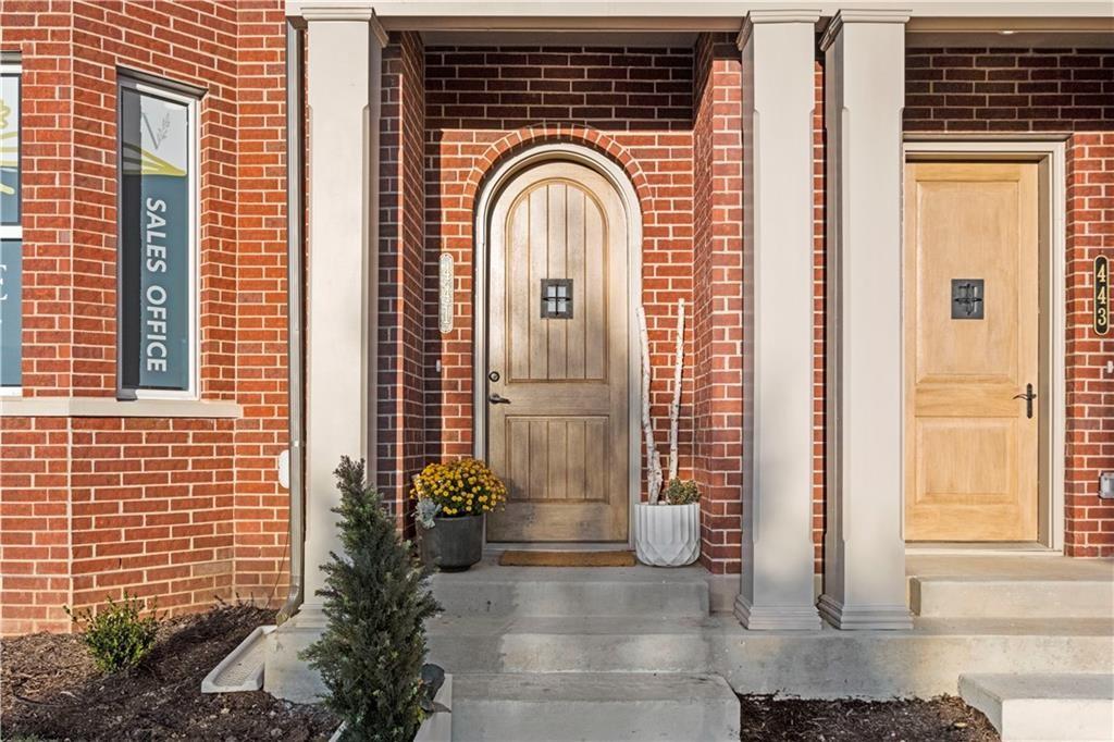 Listing Photo MLS #HMS2620104