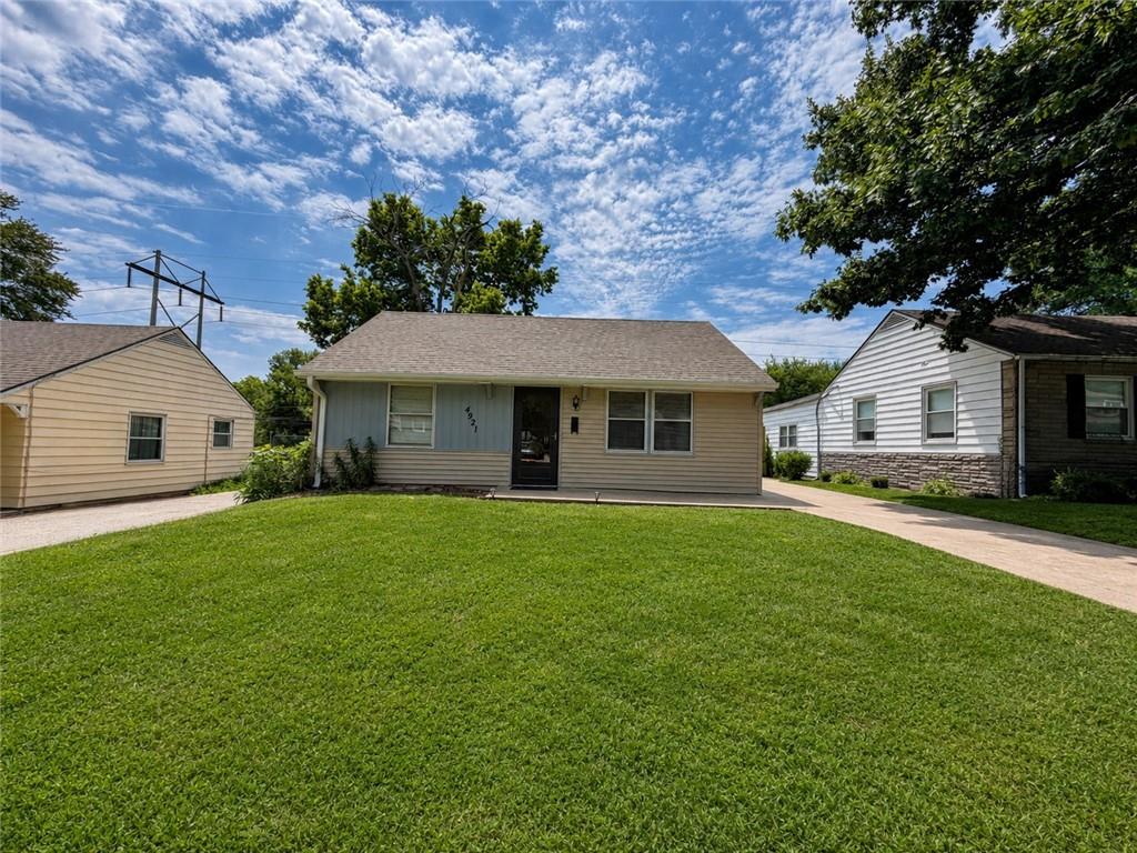 Listing Photo MLS #HMS2620144