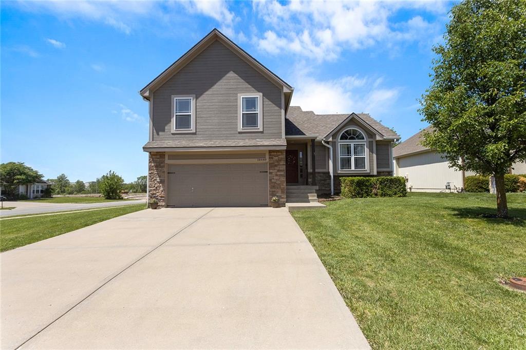 Listing Photo MLS #HMS2620153
