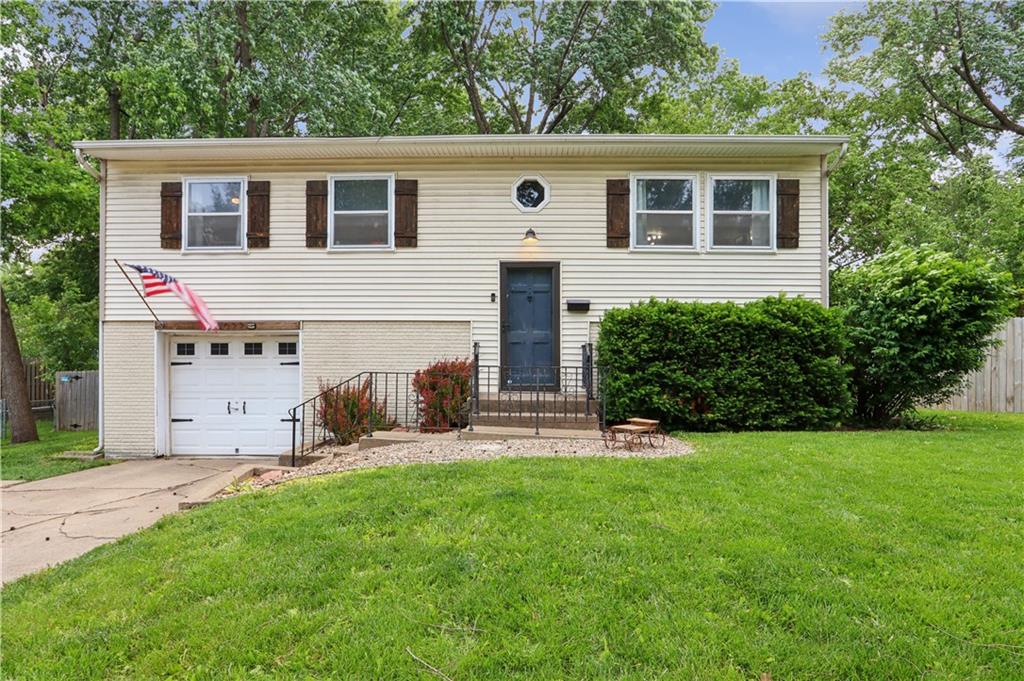 Listing Photo MLS #HMS2620411