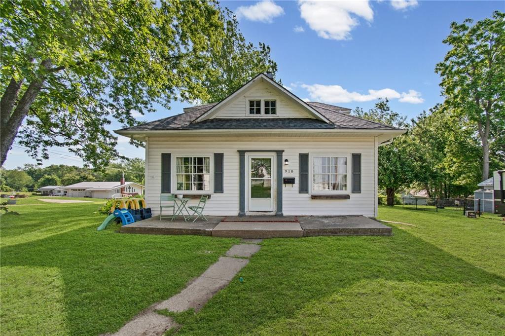 Listing Photo MLS #HMS2620504