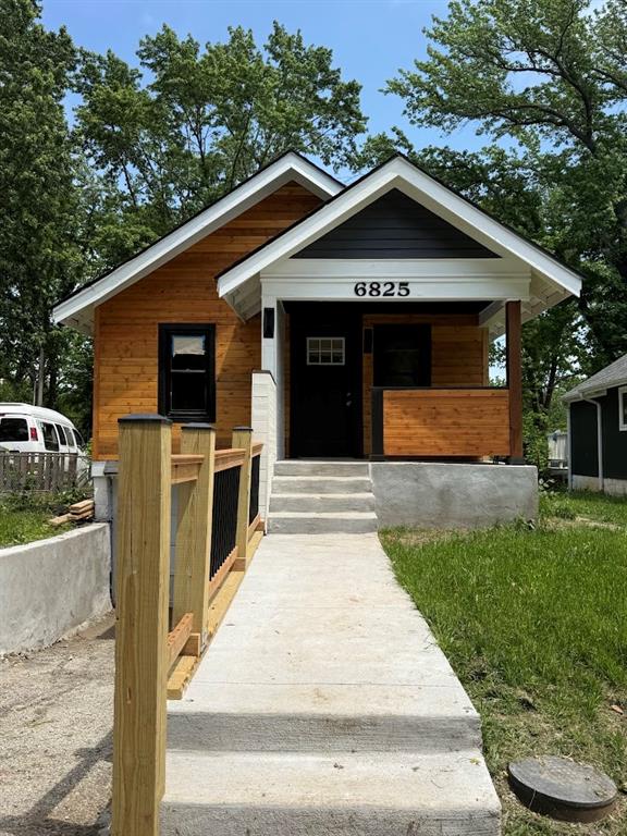 Listing Photo MLS #HMS2620538