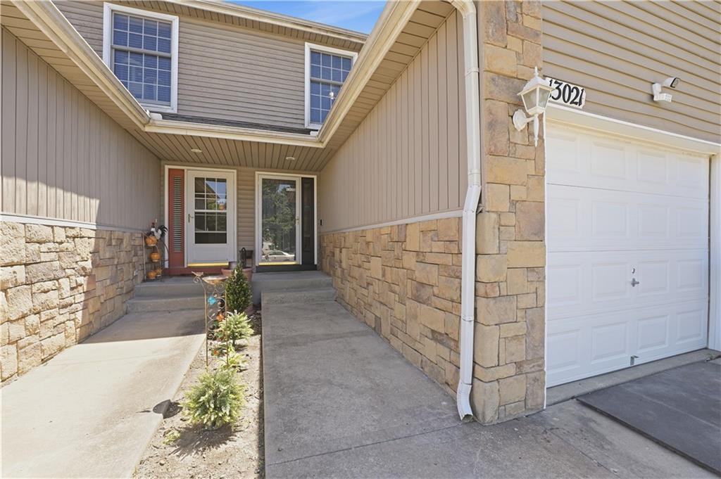 Listing Photo MLS #HMS2620609