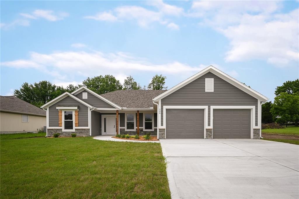 Listing Photo MLS #HMS2620718