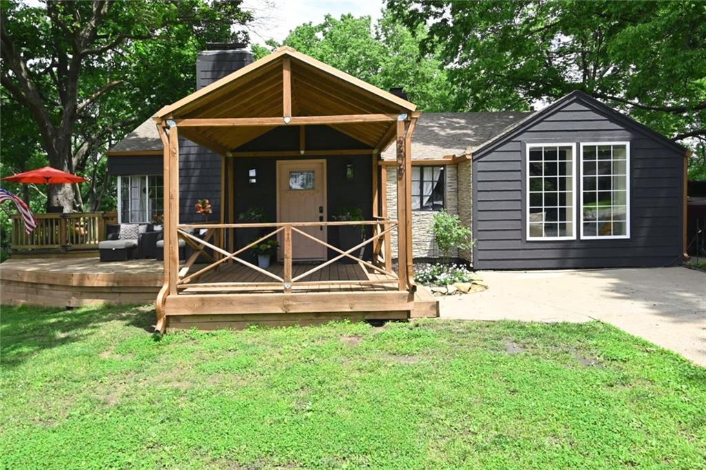 Listing Photo MLS #HMS2621523