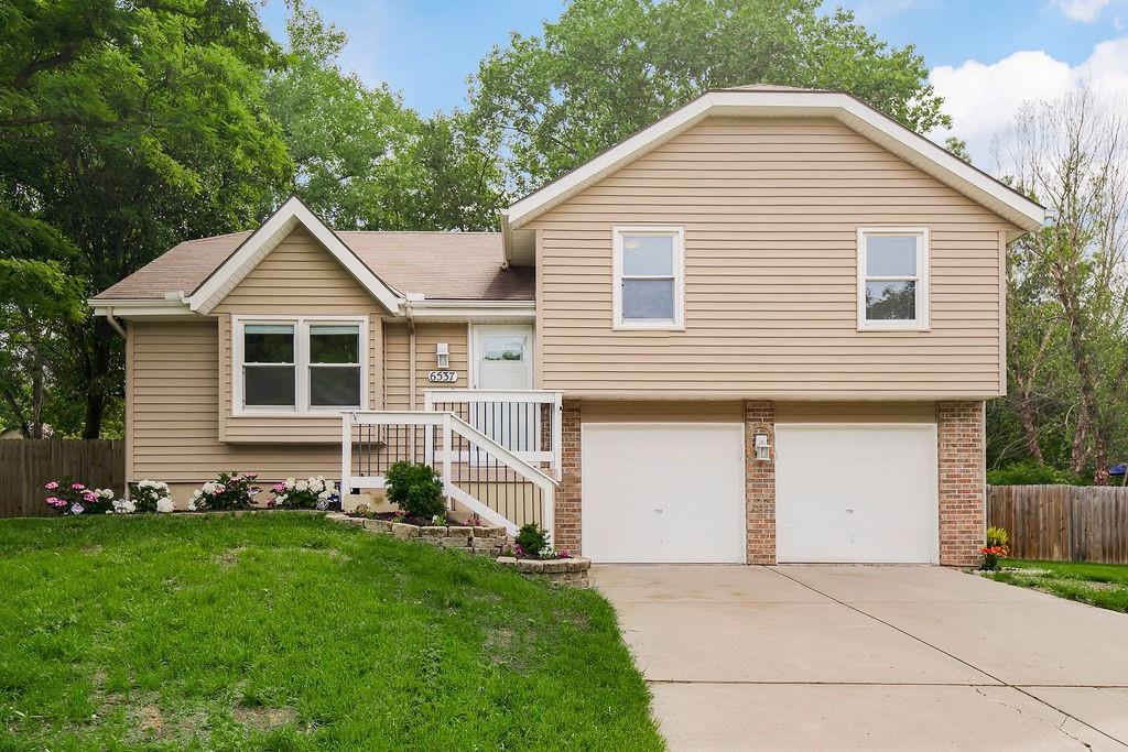 Listing Photo MLS #HMS2621667
