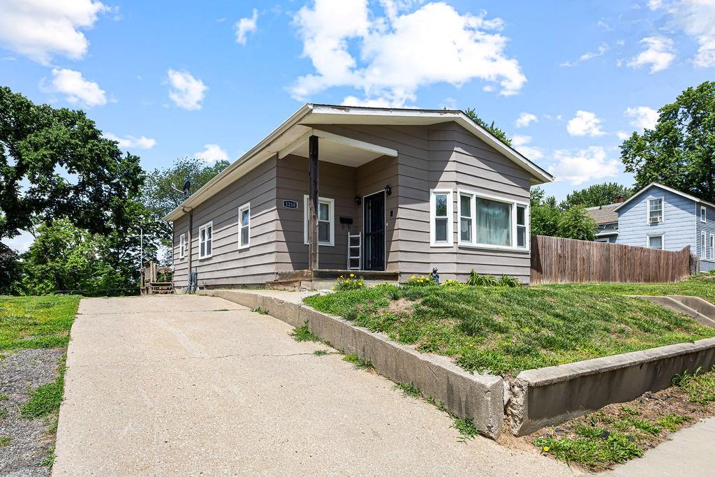 Listing Photo MLS #HMS2622545