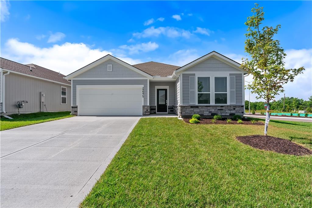 Listing Photo MLS #HMS2623015