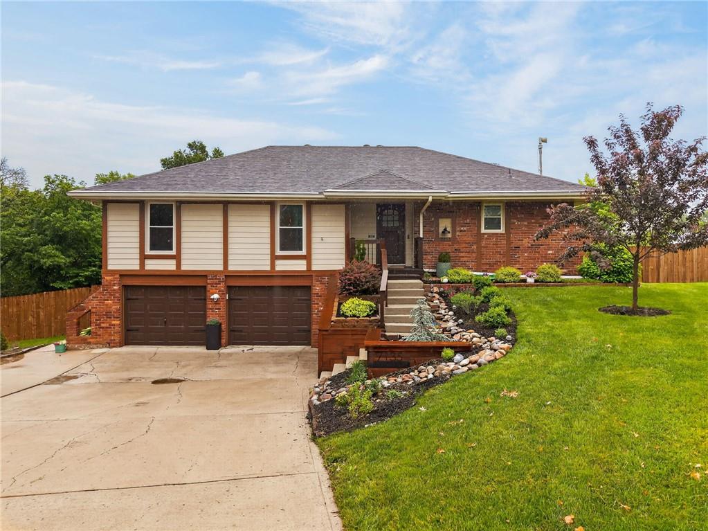 Listing Photo MLS #HMS2623216