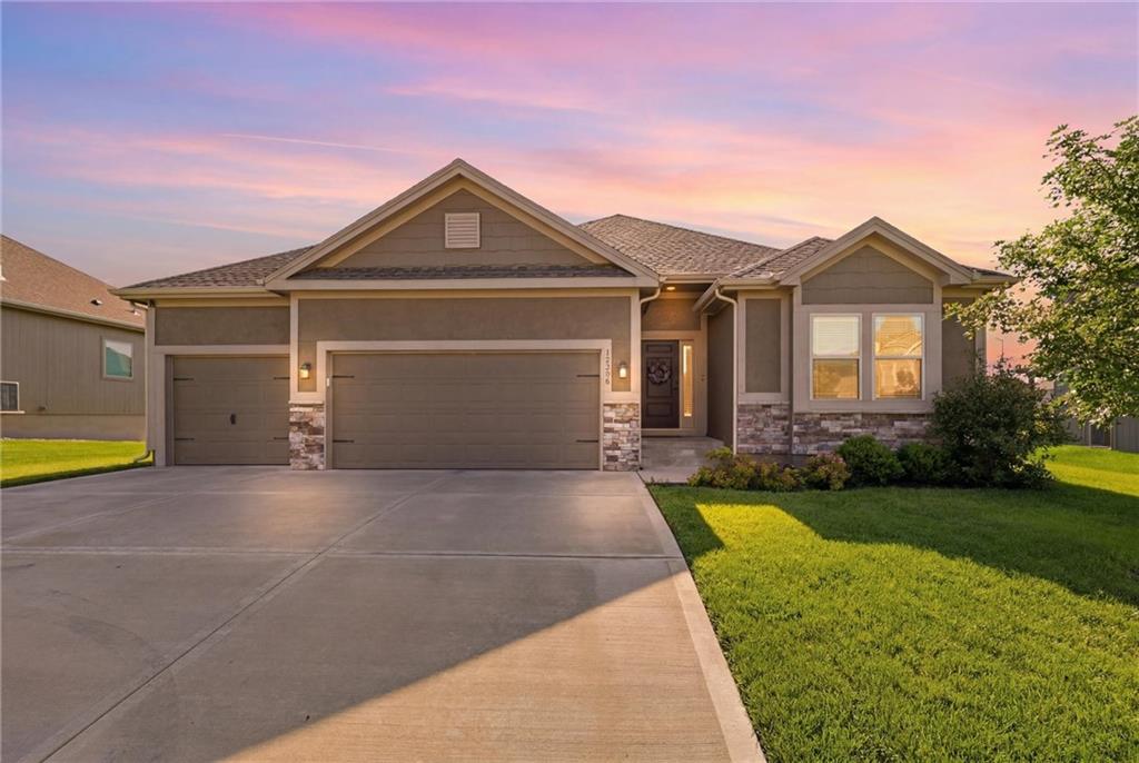 Listing Photo MLS #HMS2623581