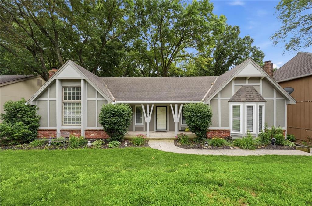 Listing Photo MLS #HMS2623799