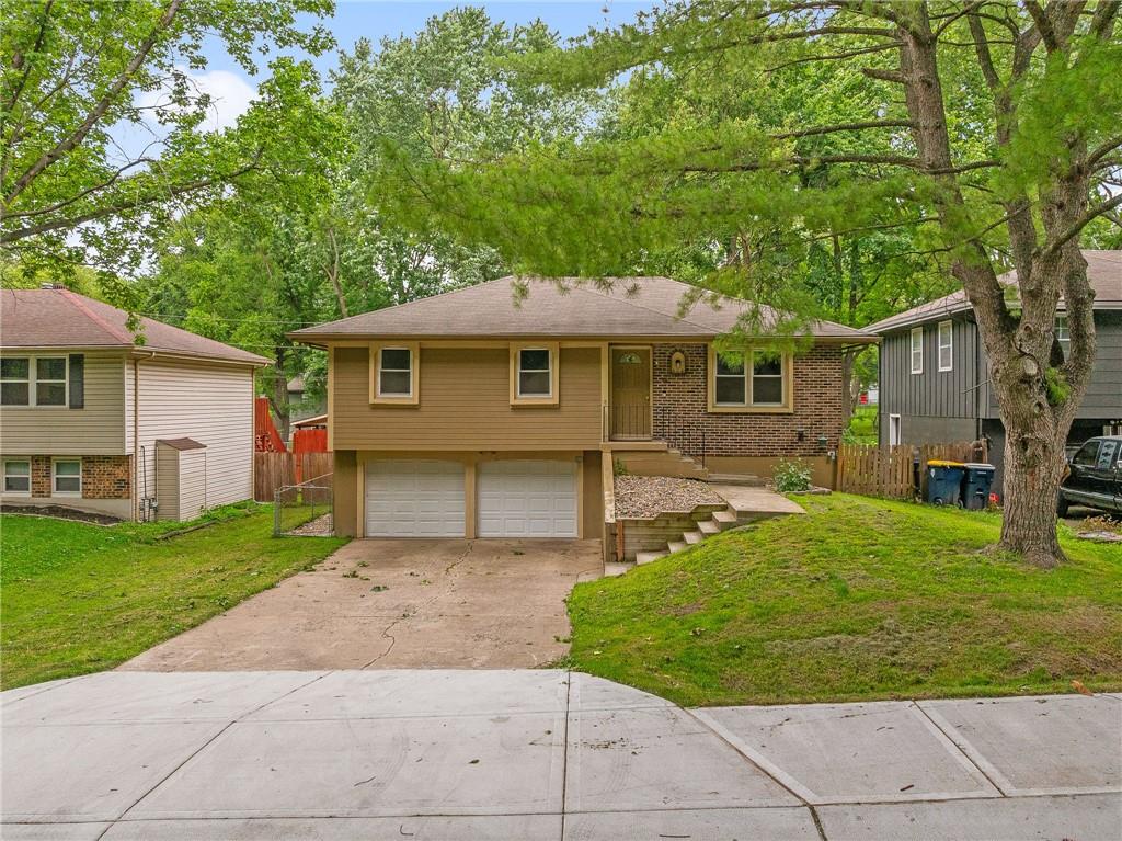 Listing Photo MLS #HMS2625129