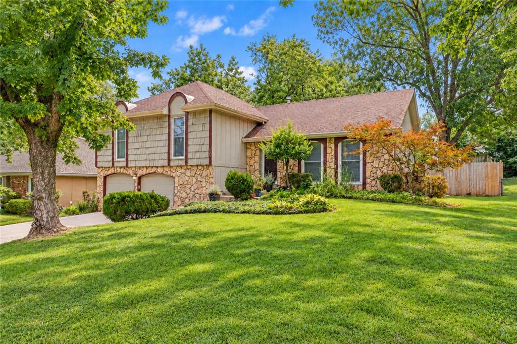 Listing Photo MLS #HMS2625223