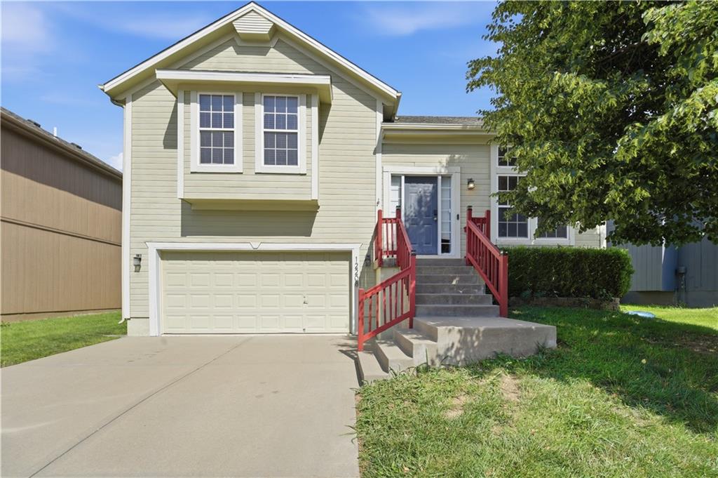 Listing Photo MLS #HMS2625366