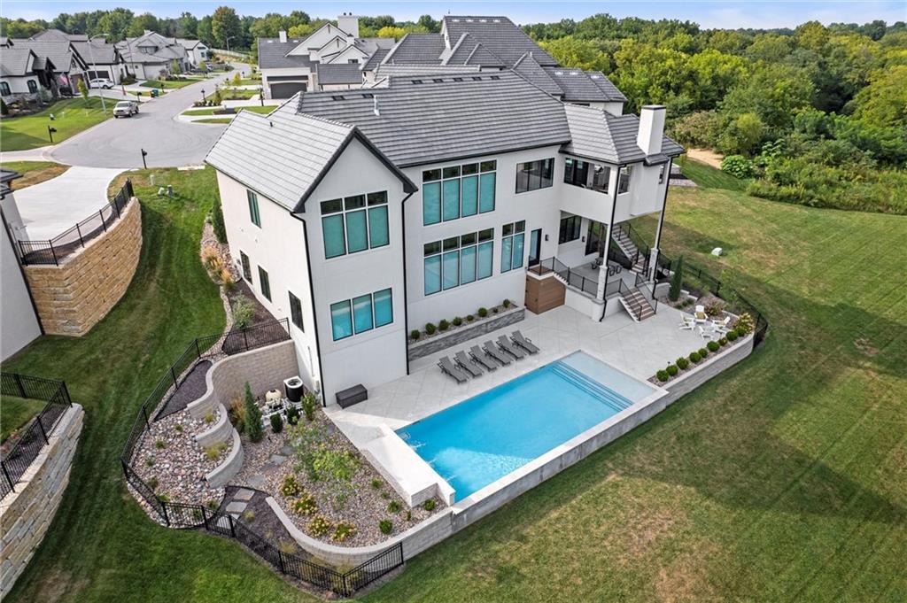 Listing Photo MLS #HMS2625526