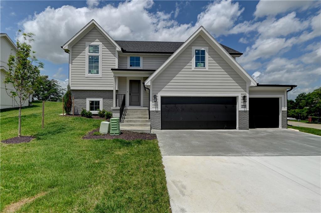 Listing Photo MLS #HMS2625598