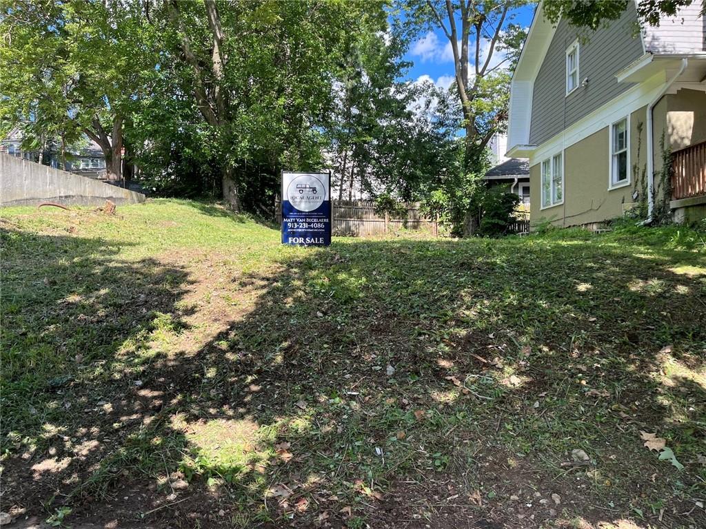 Listing Photo MLS #HMS2626072