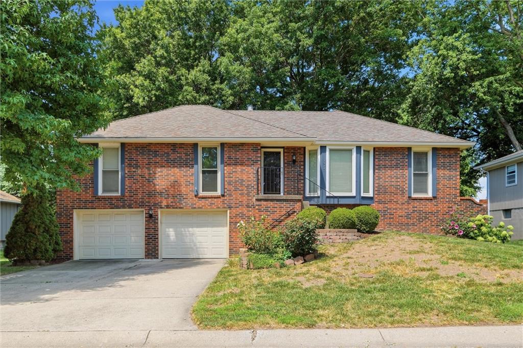 Listing Photo MLS #HMS2627301