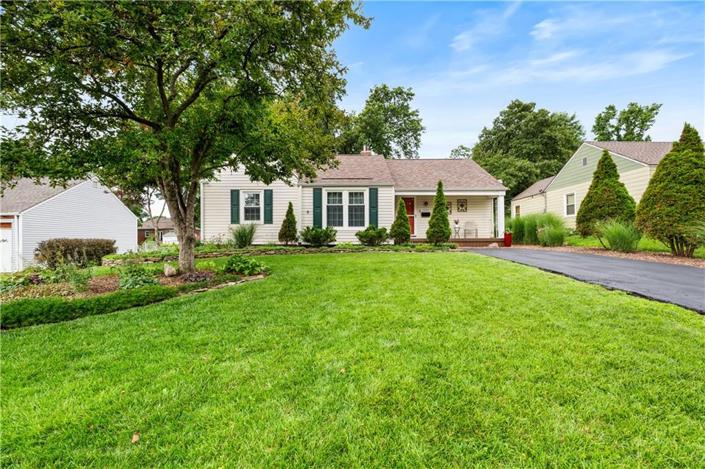 Listing Photo MLS #HMS2627812