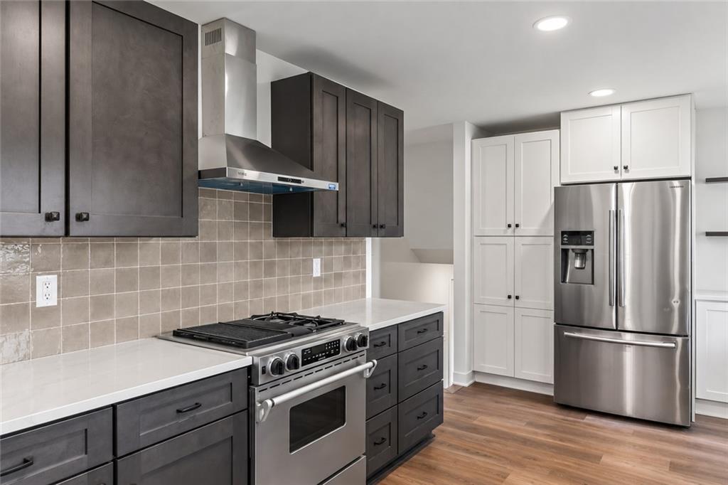 Listing Photo MLS #HMS2627817