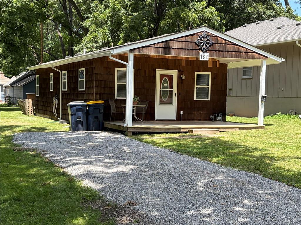 Listing Photo MLS #HMS2629085