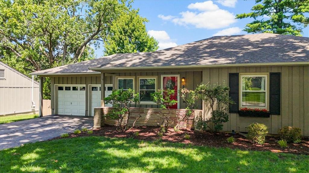 Listing Photo MLS #HMS2629919