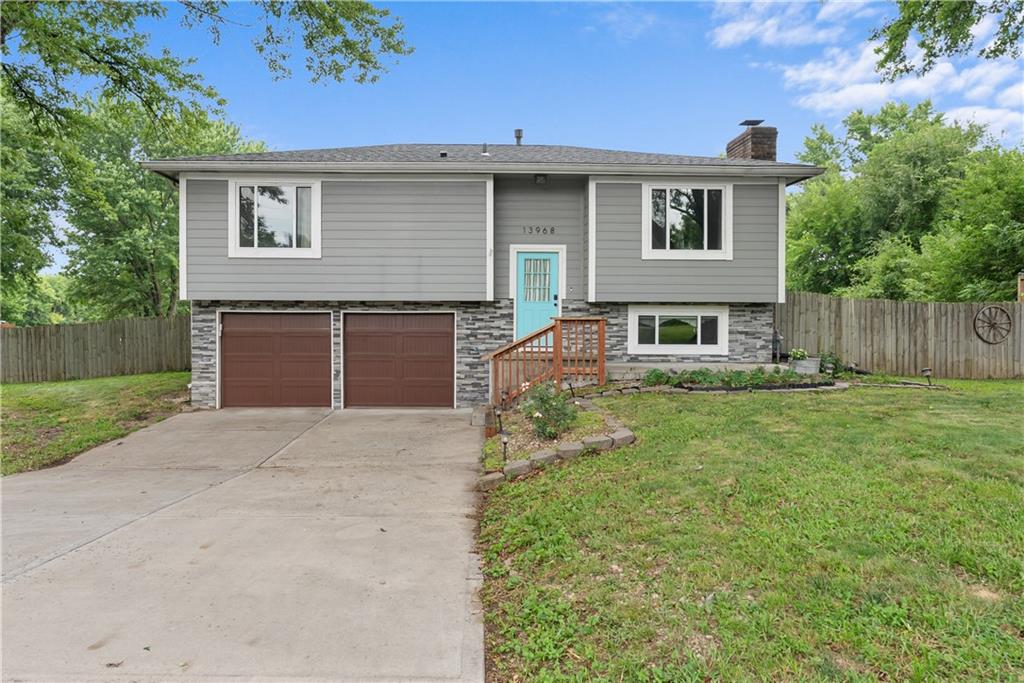 Listing Photo MLS #HMS2630249