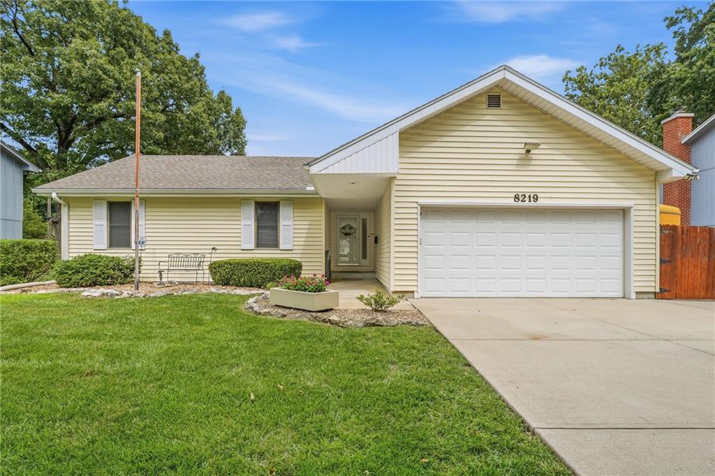 Listing Photo MLS #HMS2631101