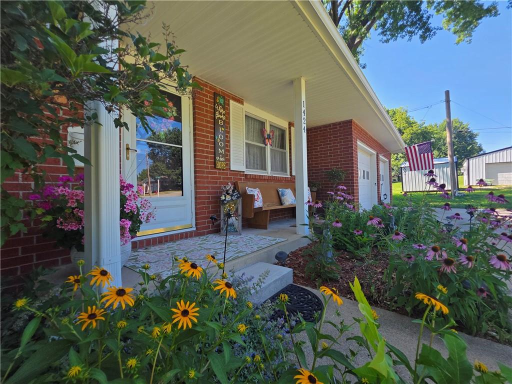 Listing Photo MLS #HMS2631131