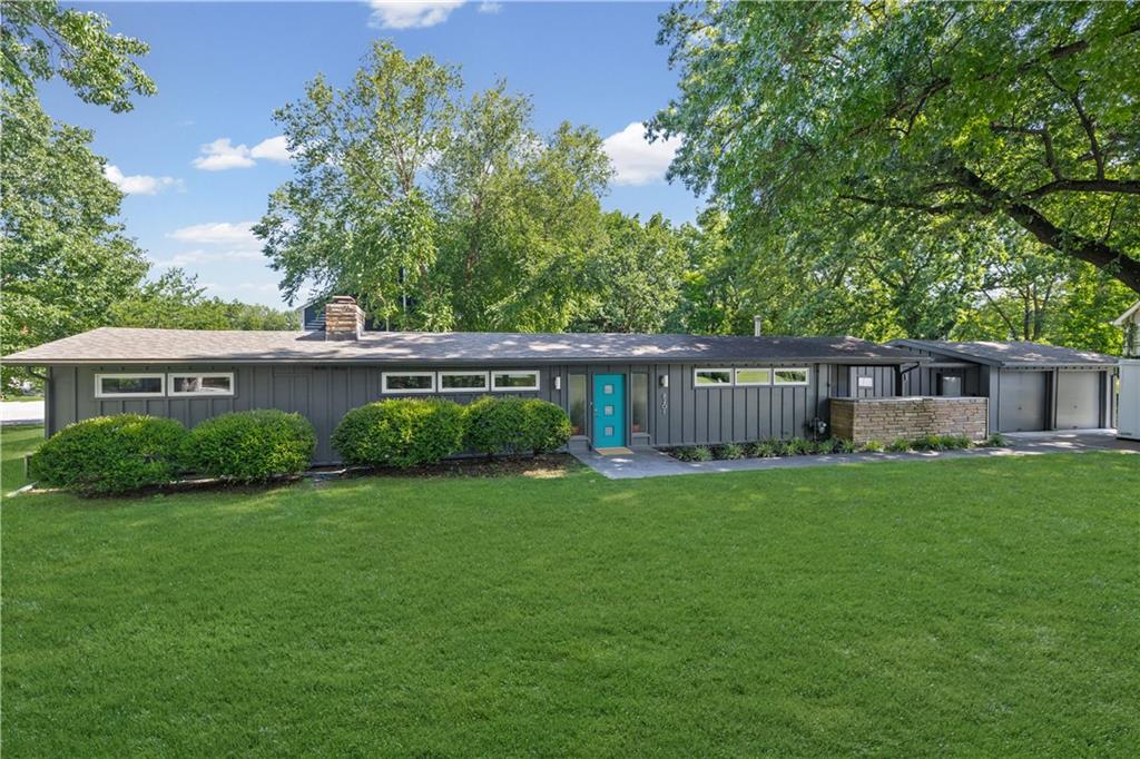 Listing Photo MLS #HMS2631380