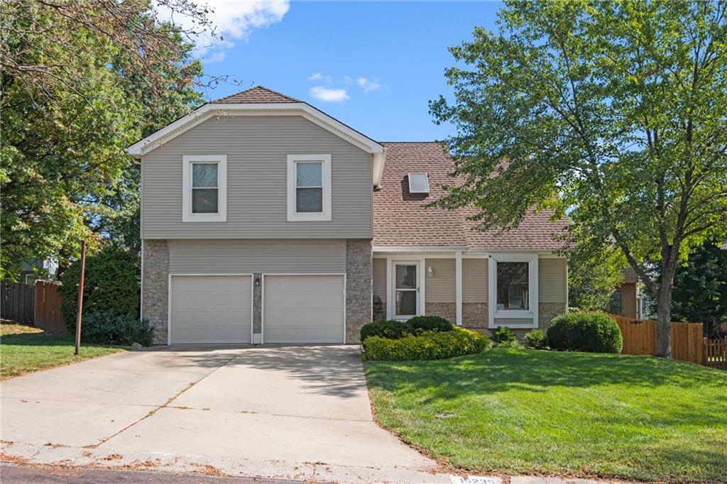 Listing Photo MLS #HMS2631654