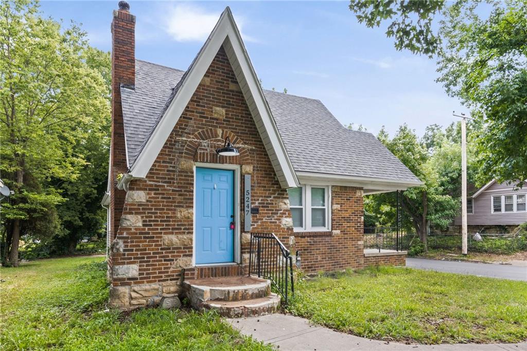 Listing Photo MLS #HMS2631891