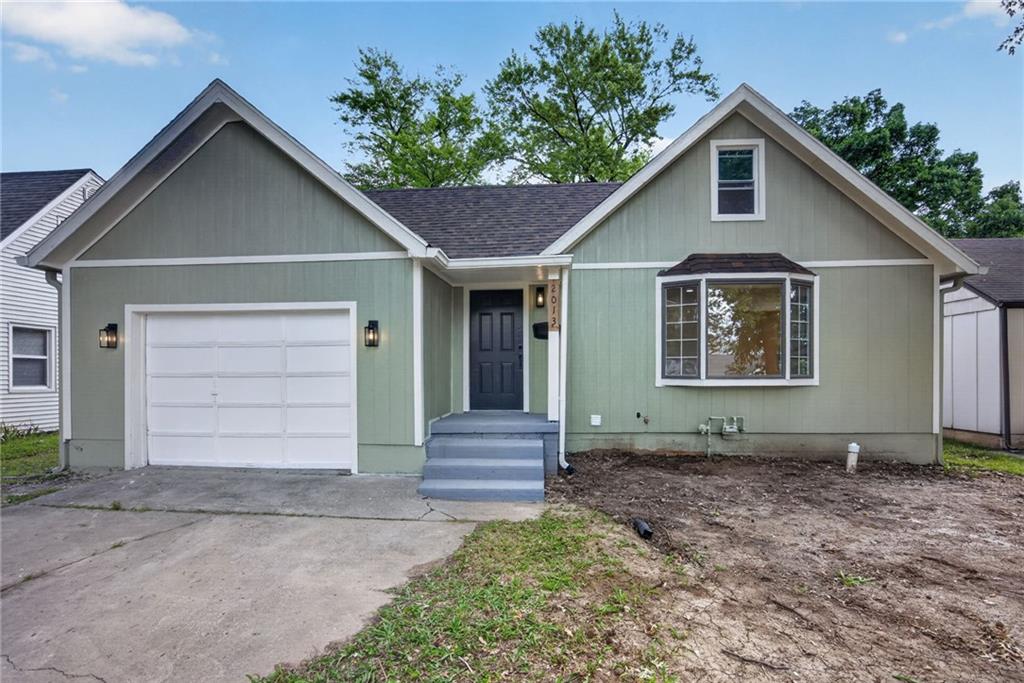 Listing Photo MLS #HMS2631895
