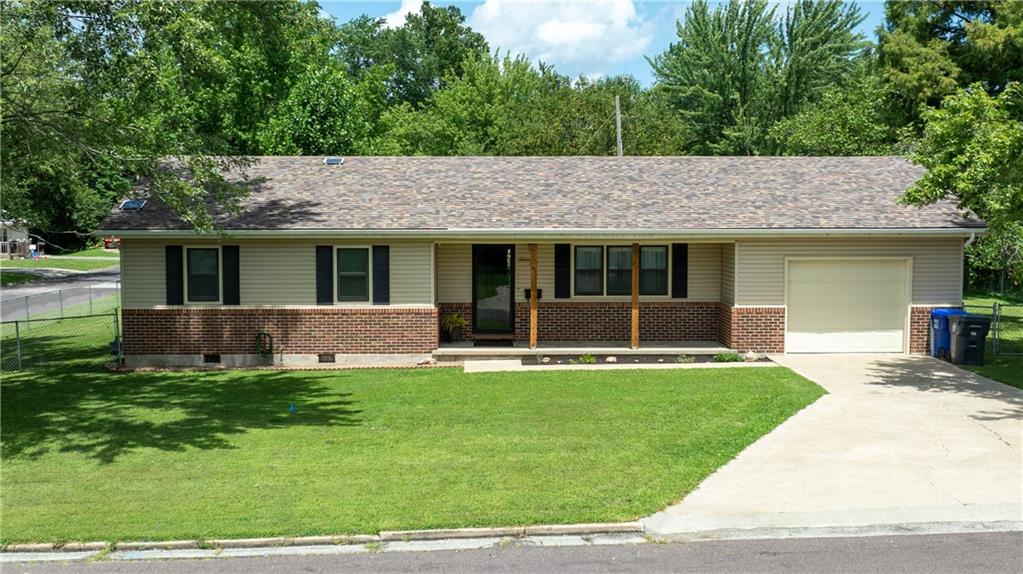Listing Photo MLS #HMS2631988