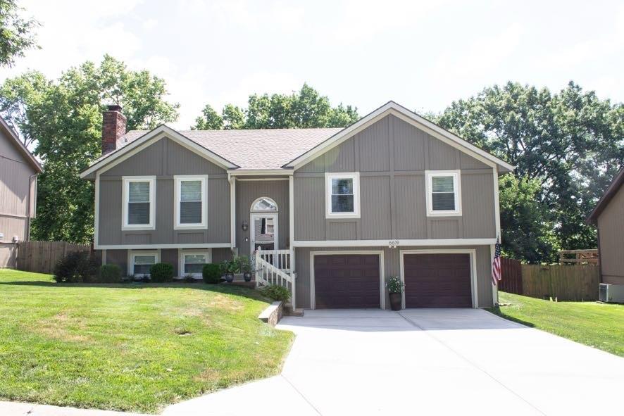 Listing Photo MLS #HMS2632090