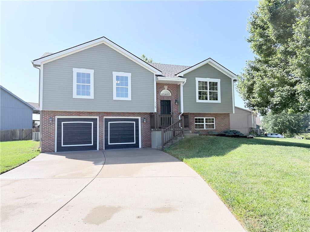 Listing Photo MLS #HMS2632134