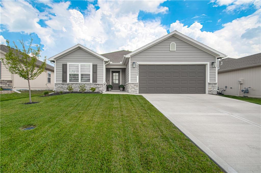 Listing Photo MLS #HMS2632163