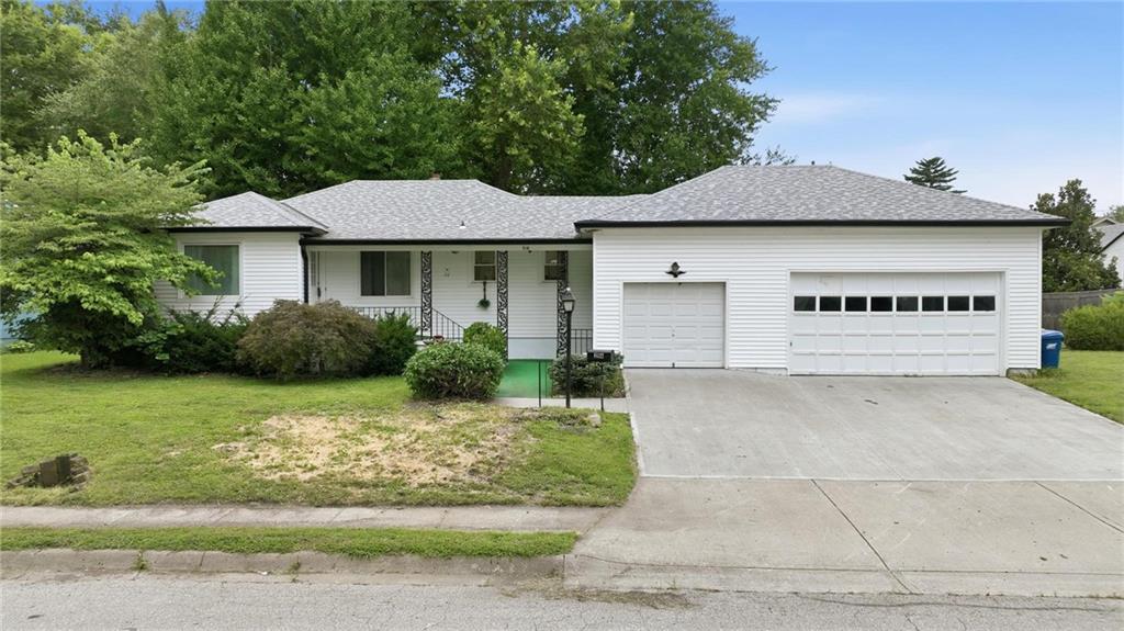 Listing Photo MLS #HMS2632433