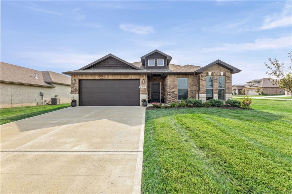 Listing Photo MLS #HMS2632461