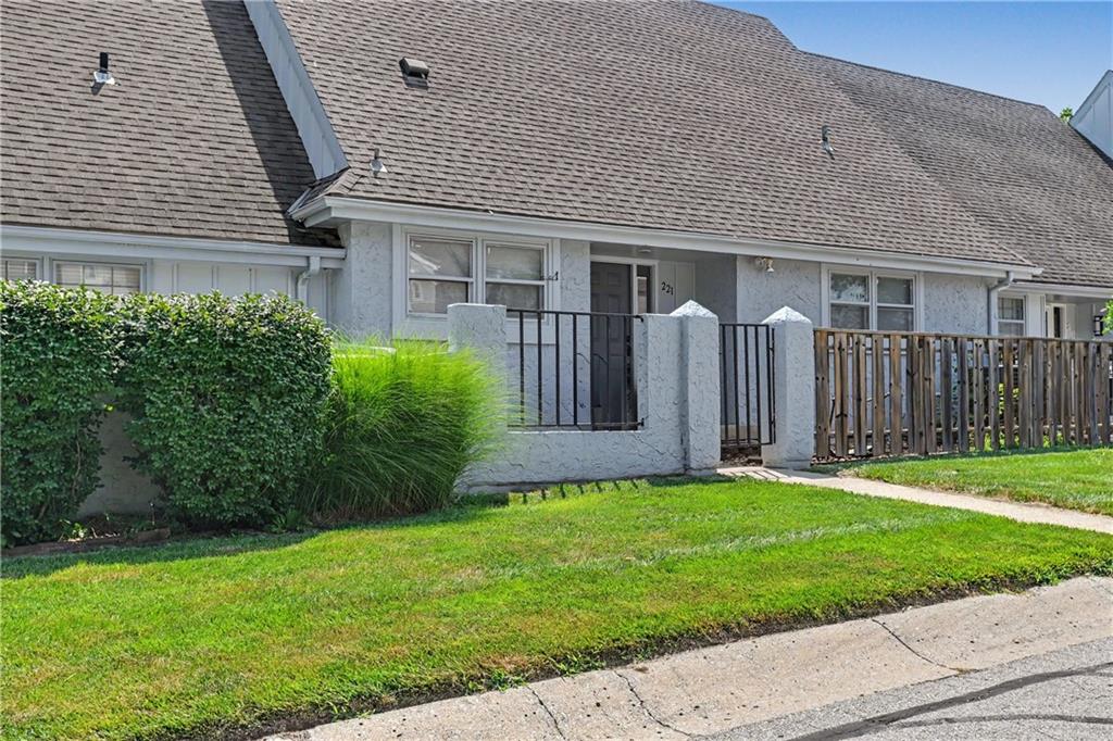 Listing Photo MLS #HMS2632622