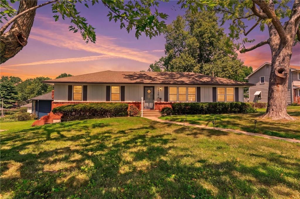 Listing Photo MLS #HMS2633103